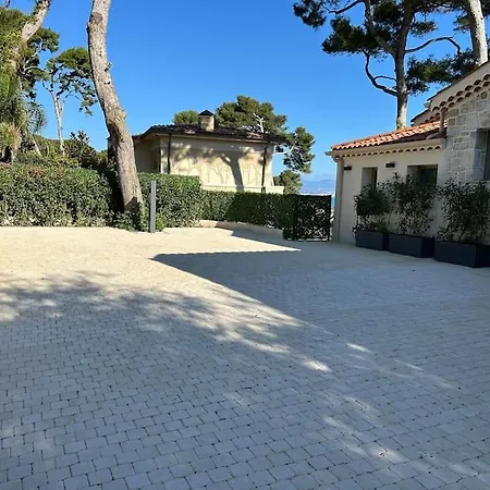 Villa La Rocaille *