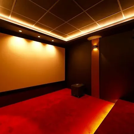 别墅 La Rocaille 昂蒂布