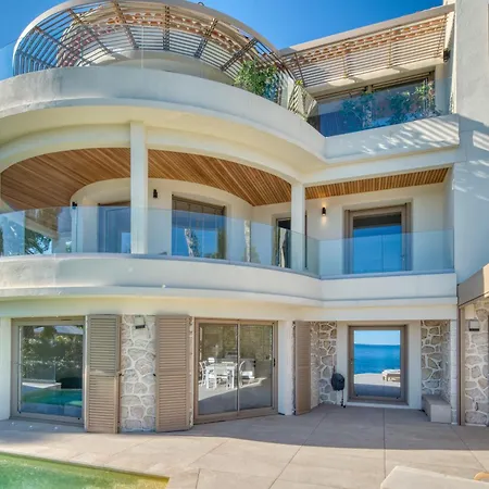 别墅 La Rocaille 昂蒂布